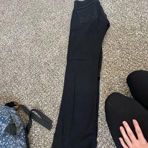 Black Wrangler straight leg mid rise perfect condition never been worn